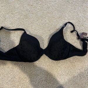 Victoria’s Secret bra new
